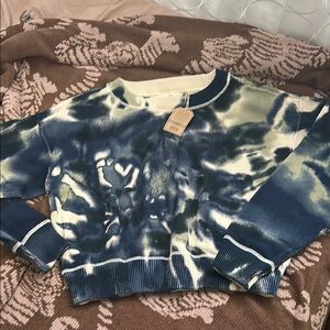 NATURAL LIFE Blue and White Sweater